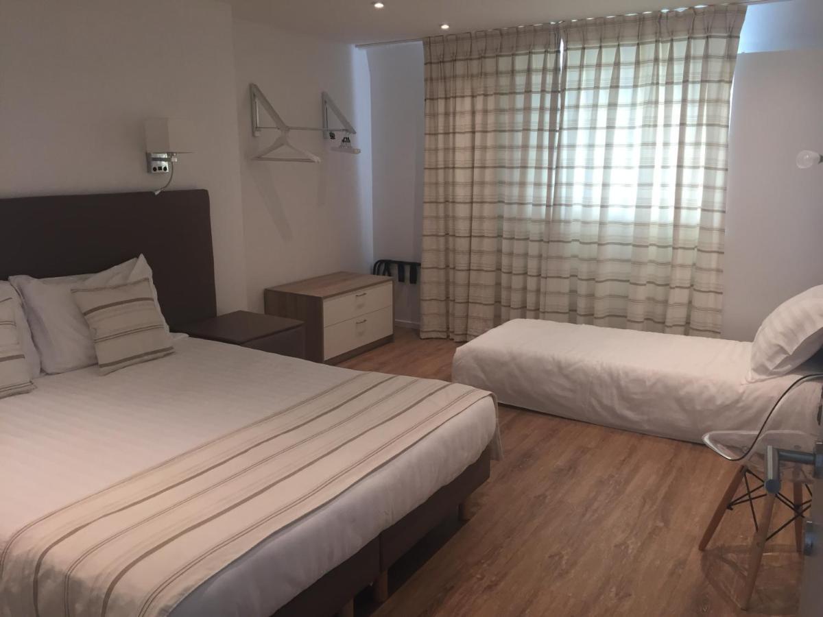 Shelter-Rooms Buizingen Ngoại thất bức ảnh